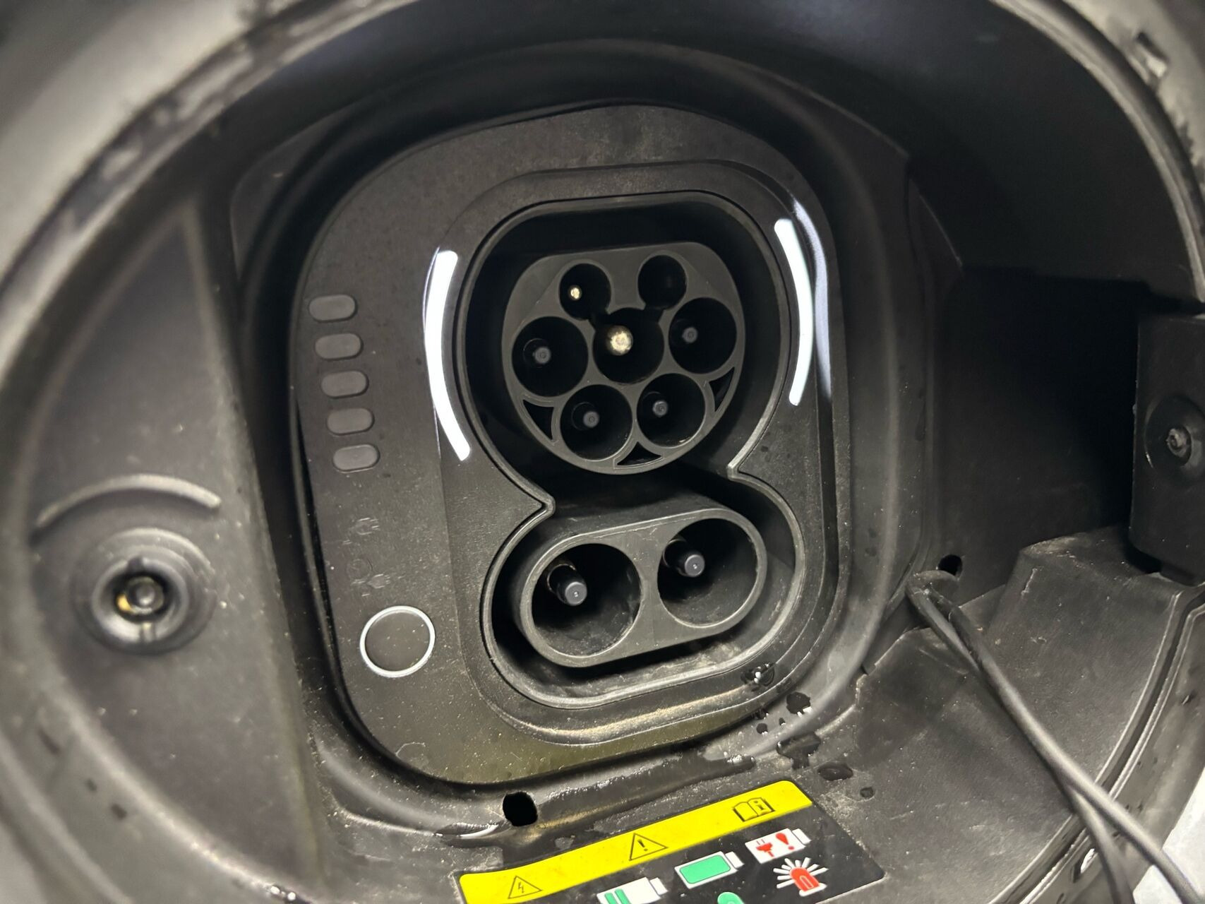 Grå Fiat 500e fra 2024