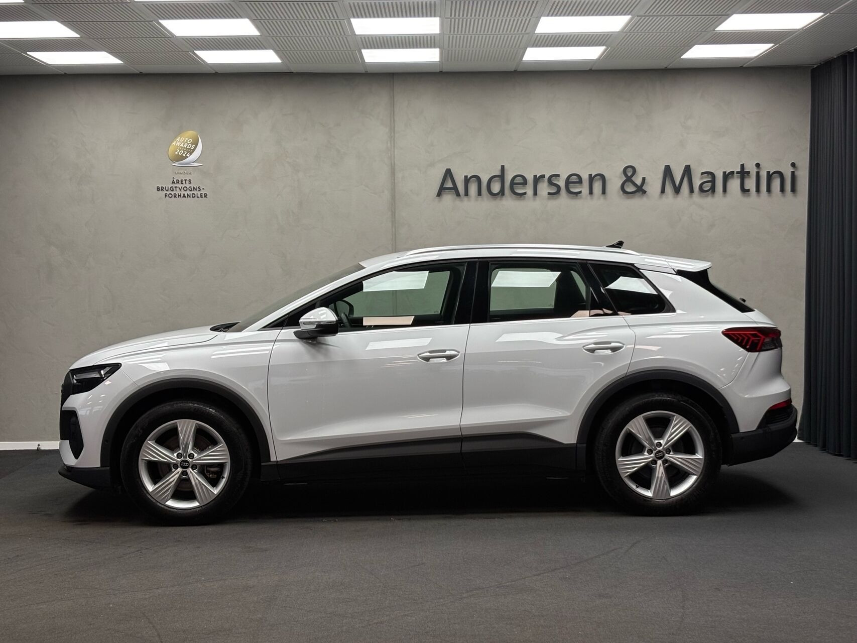 Hvid Audi Q4 fra 2022