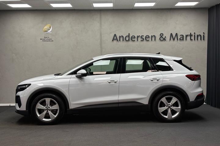 Hvid Audi Q4 fra 2022