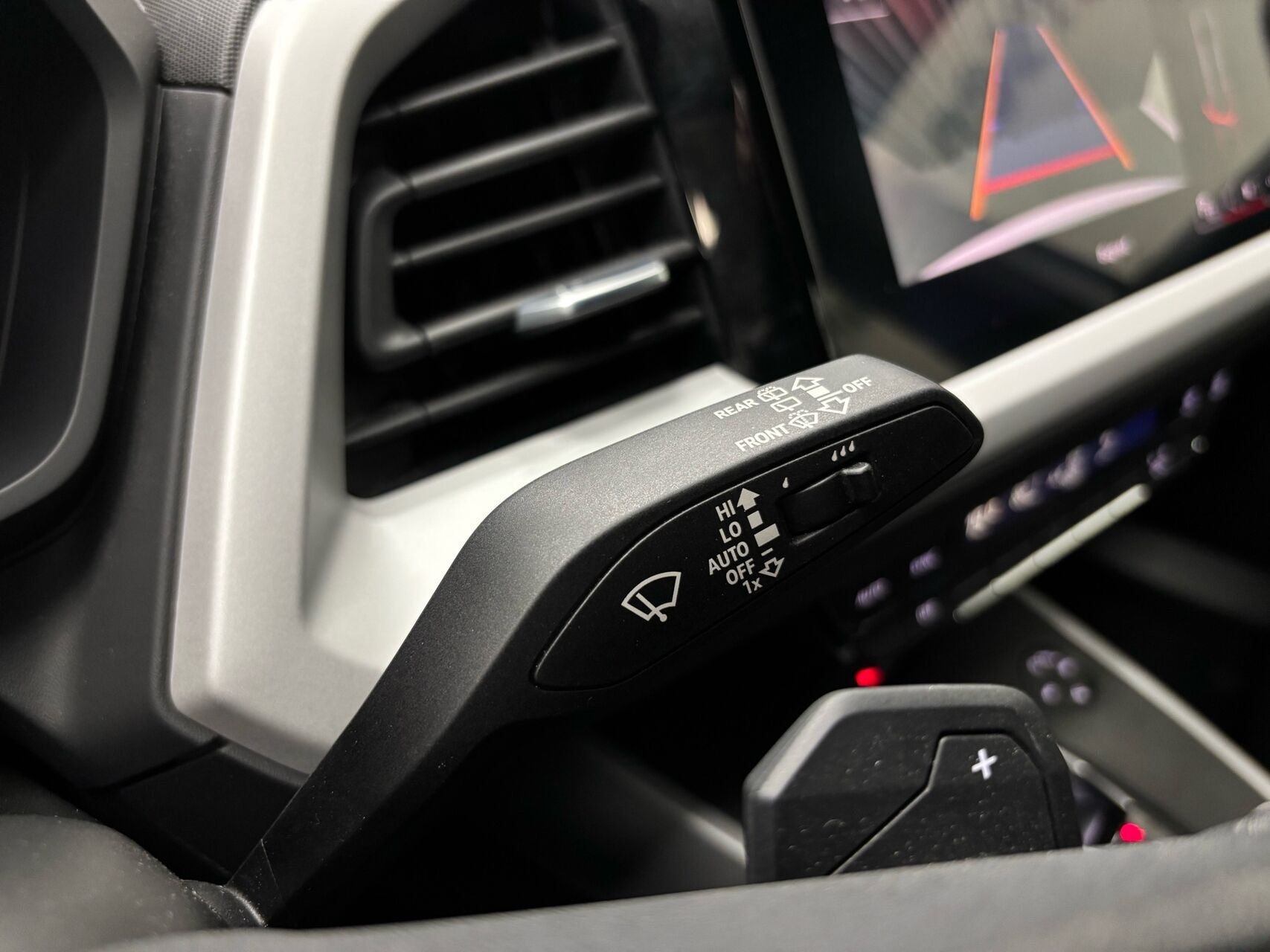 Hvid Audi Q4 fra 2022