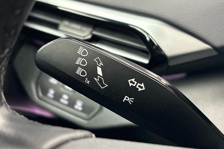Blå VW ID.5 fra 2024