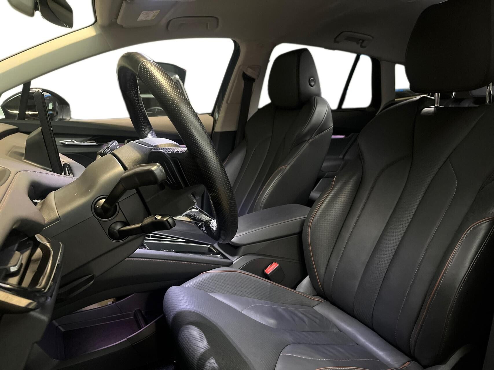 Sort Skoda Enyaq fra 2021