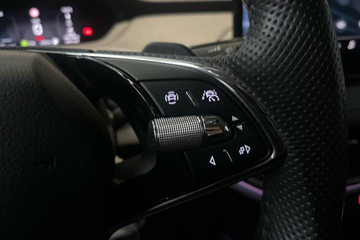 Sort Skoda Enyaq fra 2021