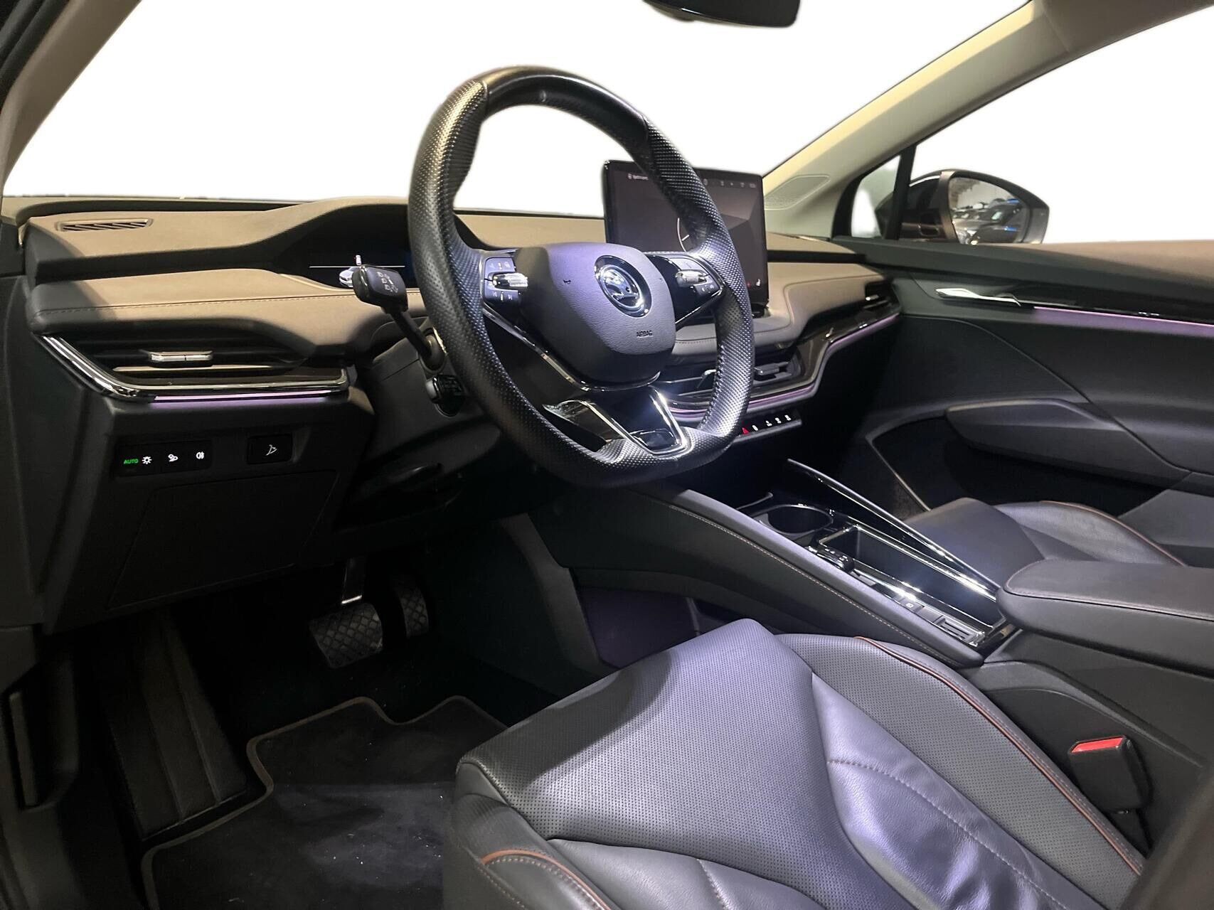 Sort Skoda Enyaq fra 2021