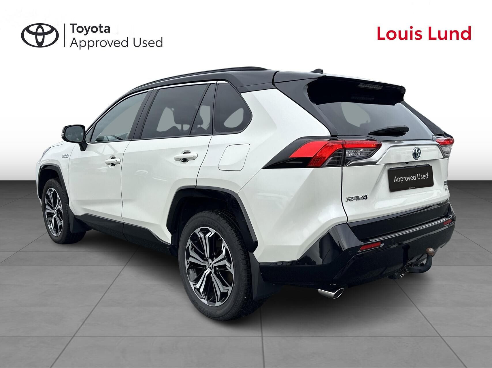 Hvid Toyota RAV4 Plug-in fra 2021