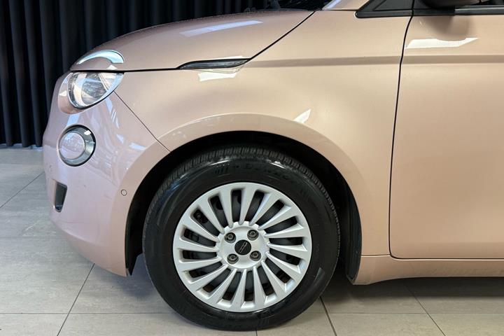 undefined Fiat 500e fra 2023