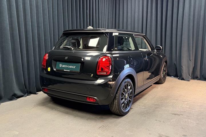 Sort Mini Cooper fra 2023
