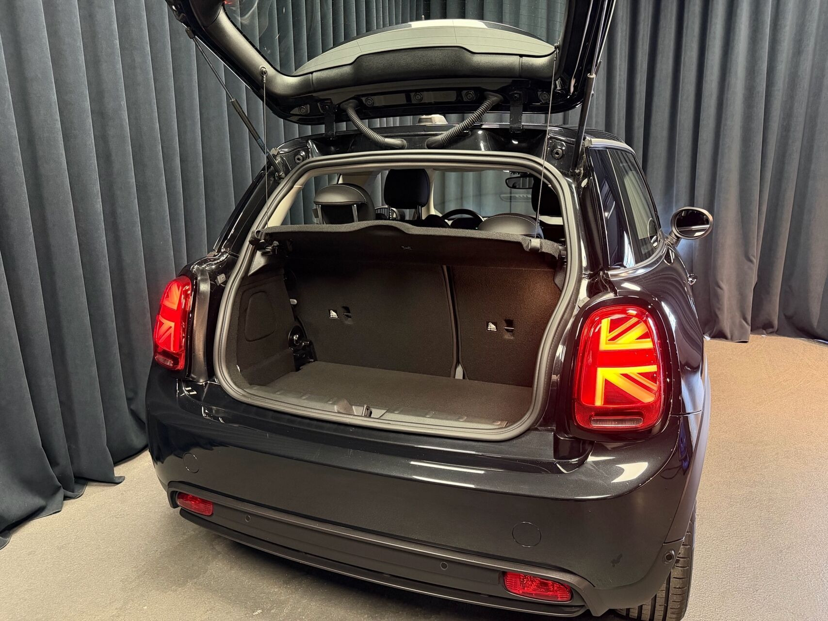 Sort Mini Cooper fra 2023