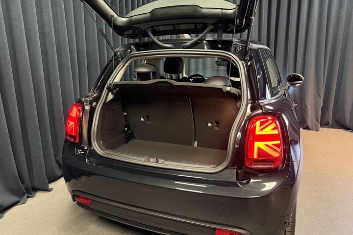 Sort Mini Cooper fra 2023