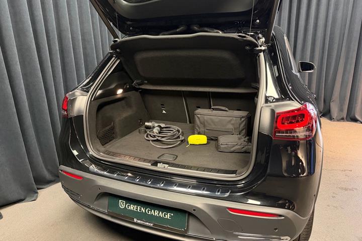 Sort Mercedes EQA250+ fra 2022