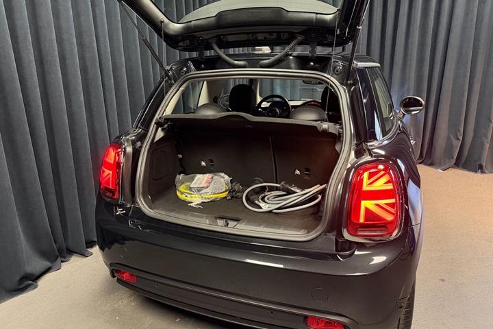Sort Mini Cooper fra 2023