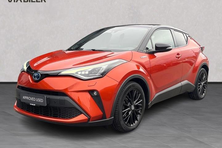 Orange Toyota C-HR fra 2020