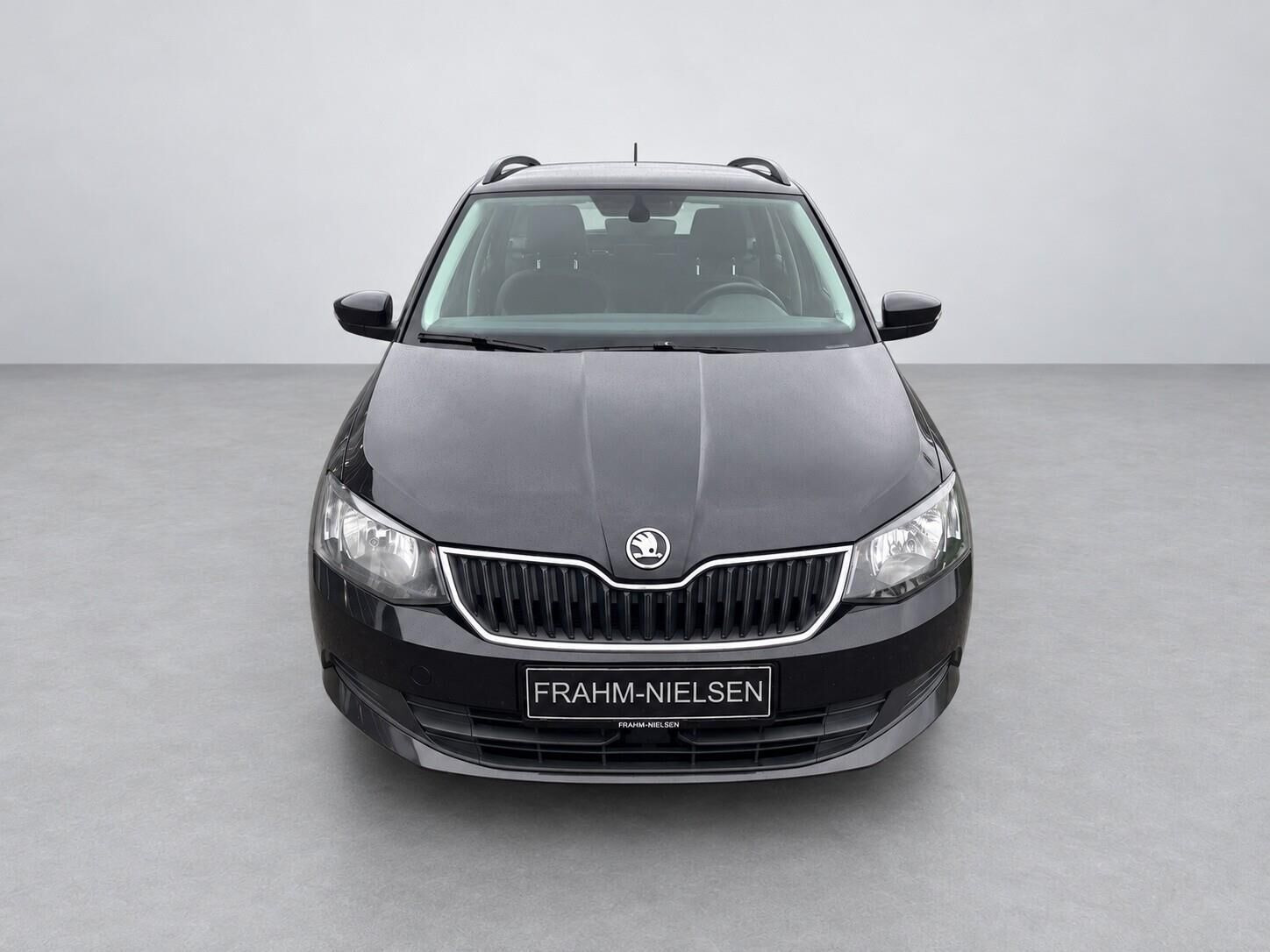 Sort Skoda Fabia fra 2016