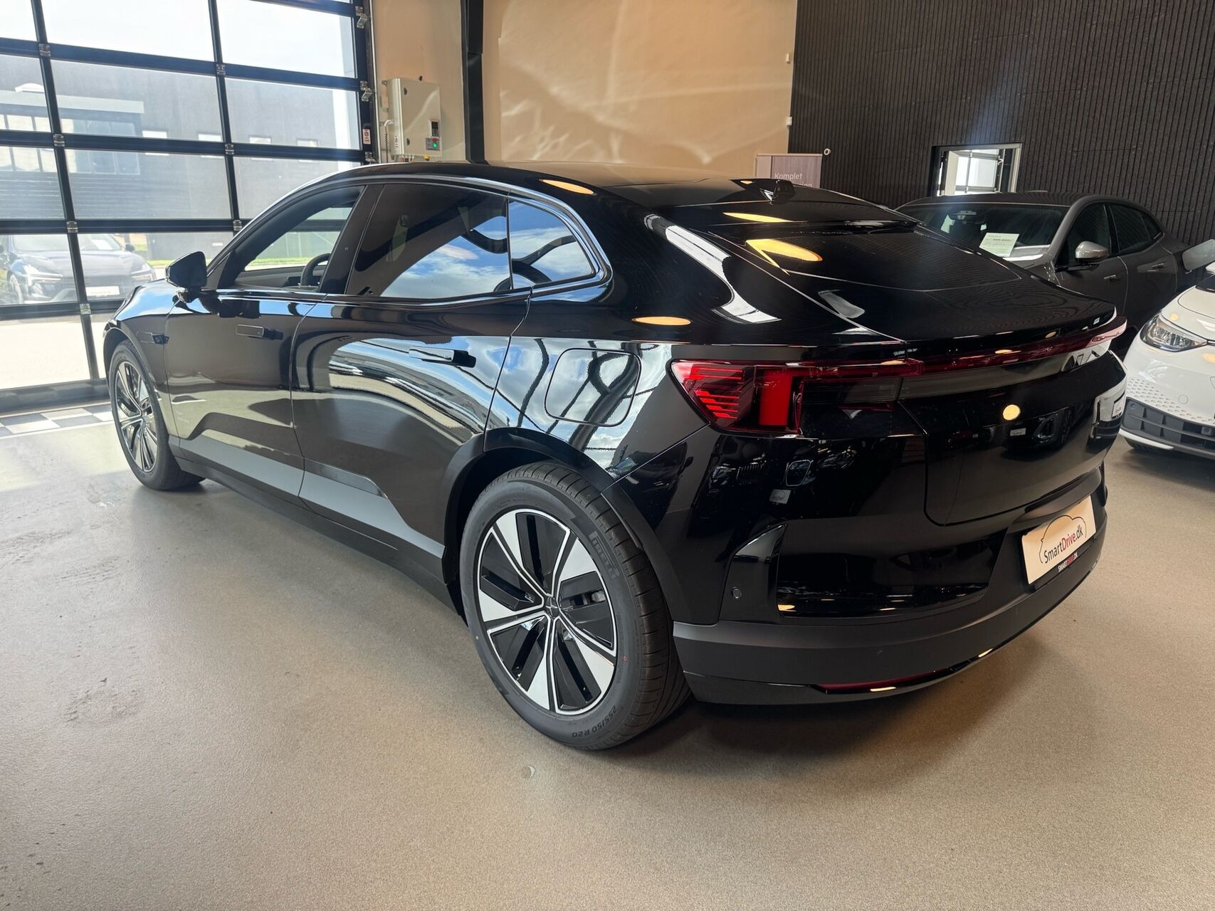 undefined Polestar 4 fra 2026