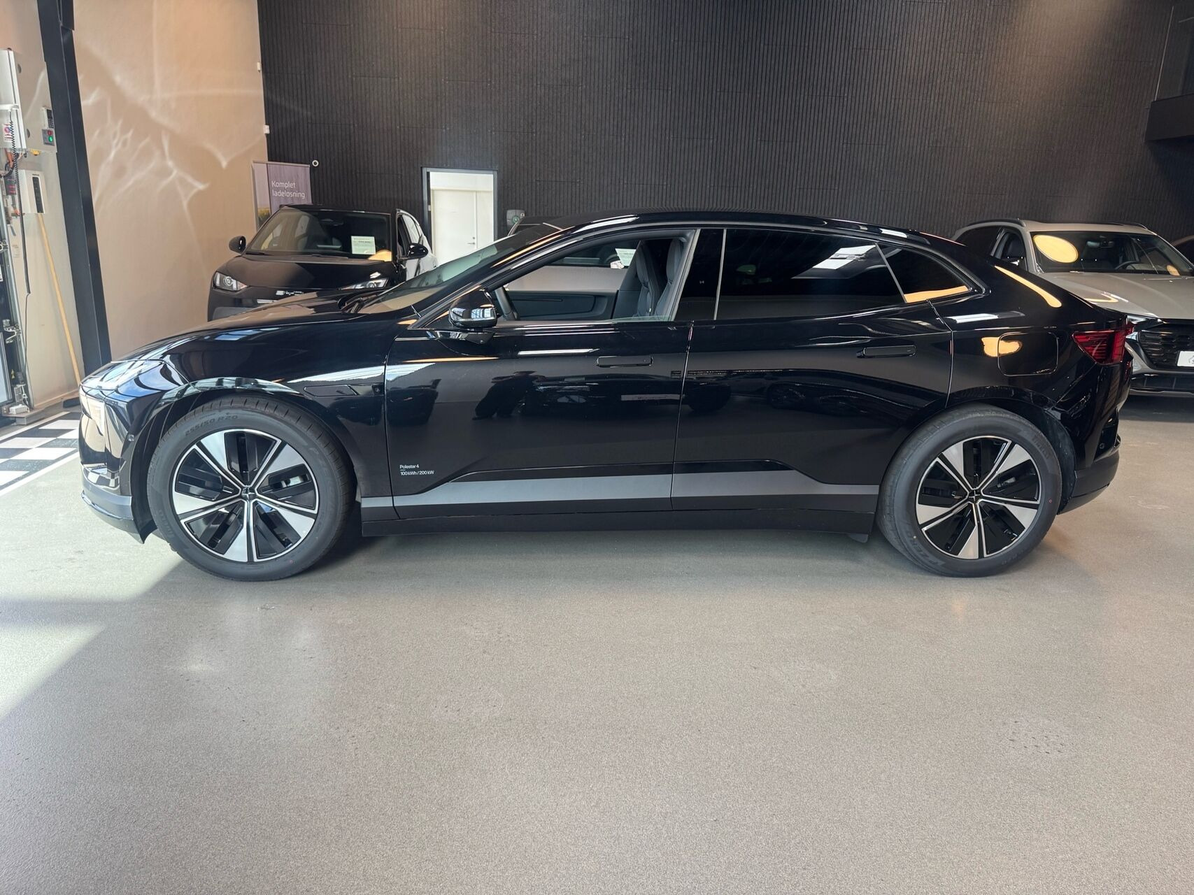 undefined Polestar 4 fra 2026