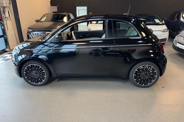 Sort Fiat 500e fra 2021