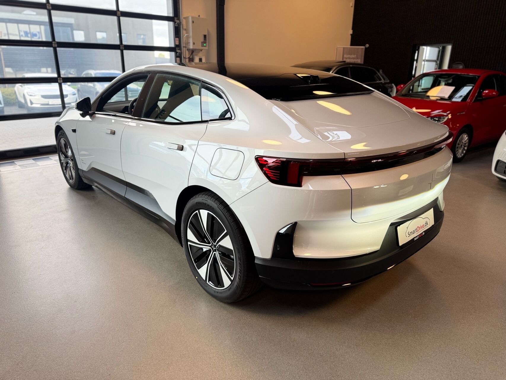 undefined Polestar 4 fra 2026