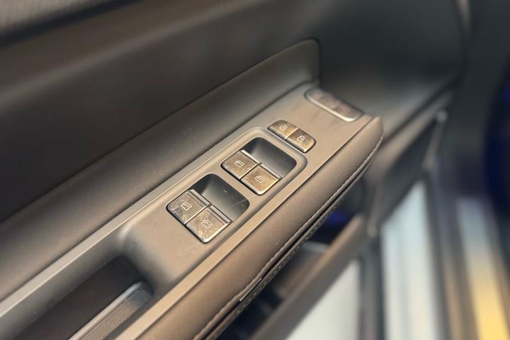 undefined Polestar 4 fra 2026