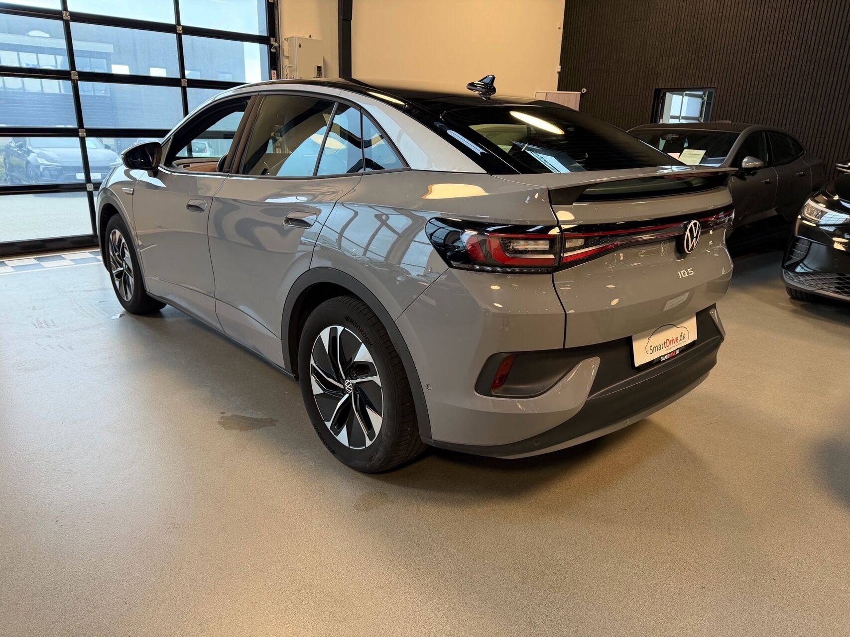 Grå VW ID.5 fra 2023
