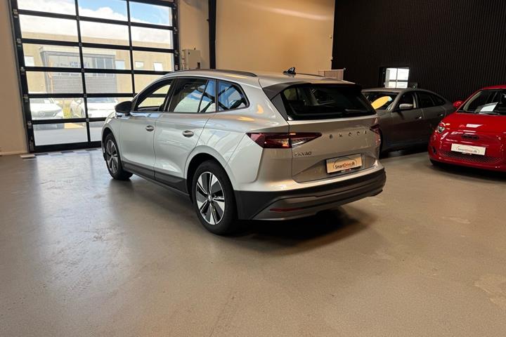 Sølv Skoda Enyaq fra 2023
