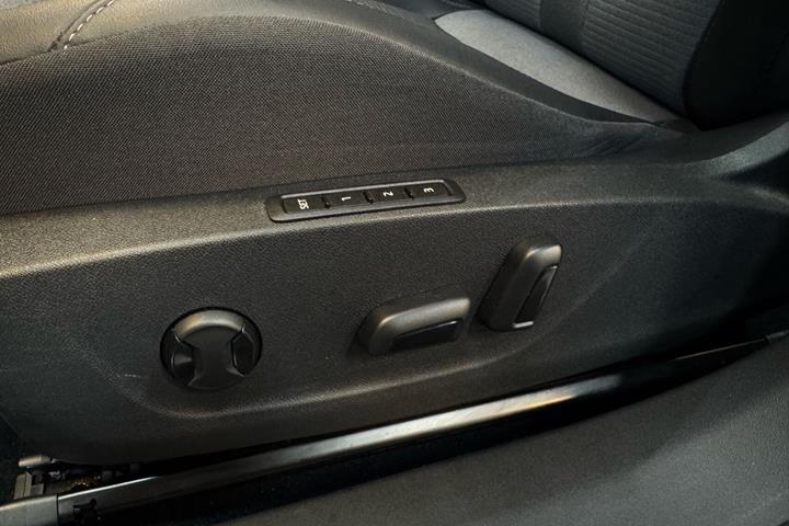 Sølv Skoda Enyaq fra 2023