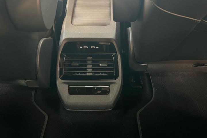 Hvid VW ID.4 fra 2023