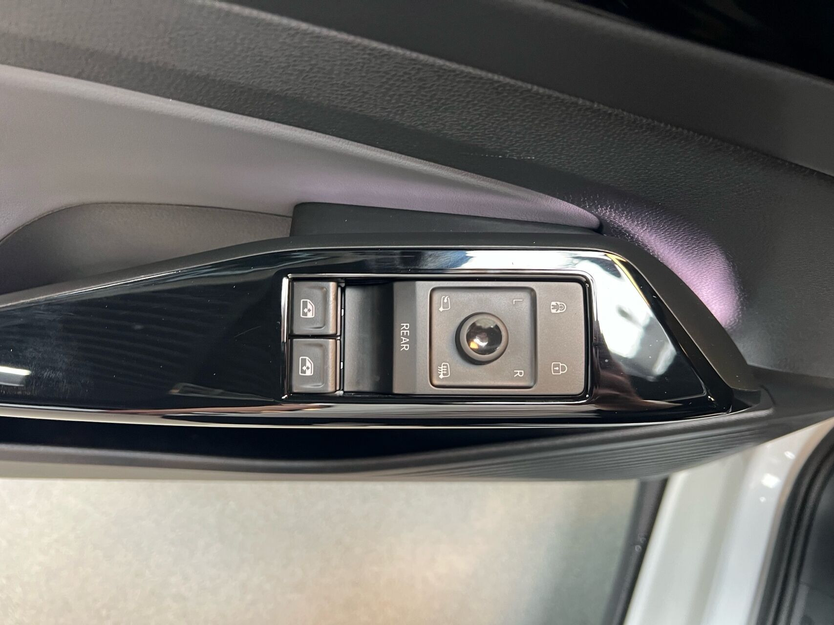 Hvid VW ID.4 fra 2023