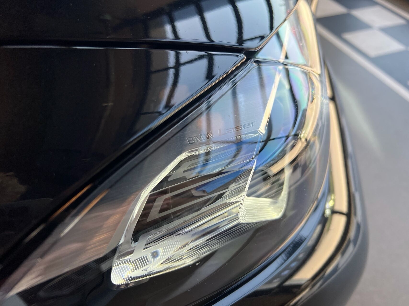 Sort BMW i4 fra 2023