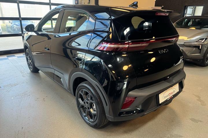 Sort BYD Dolphin Surf fra 2026