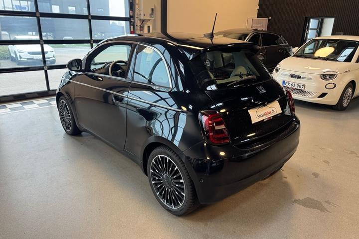 Sort Fiat 500e fra 2021