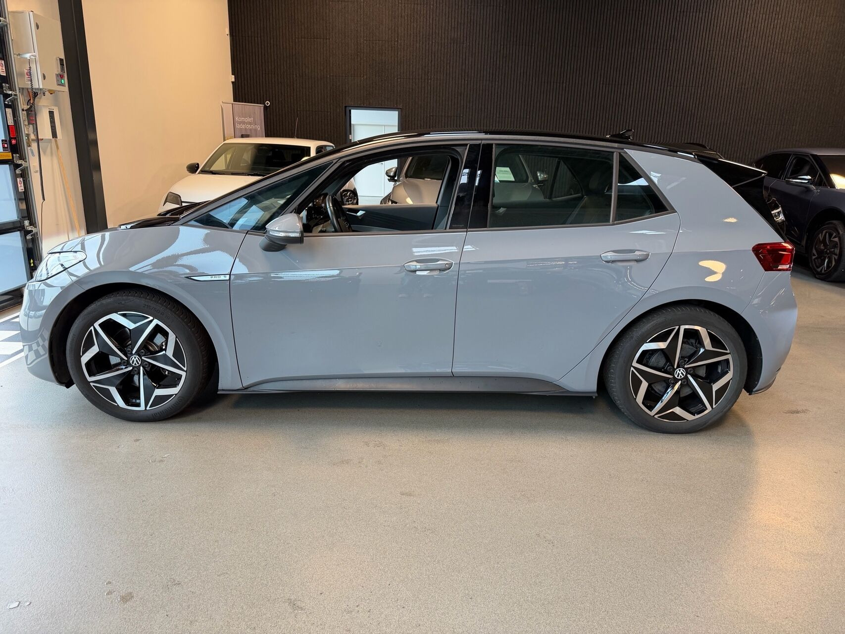 Grå VW ID.3 fra 2023