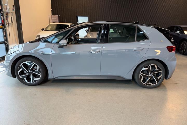 Grå VW ID.3 fra 2023