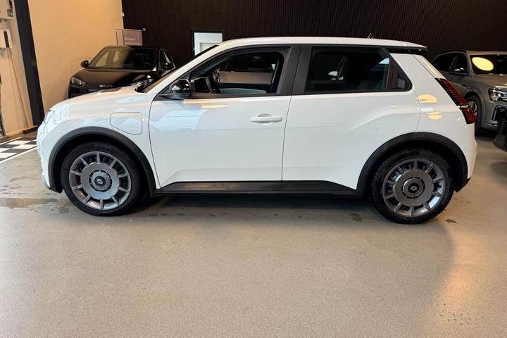 Hvid Renault 5 fra 2025