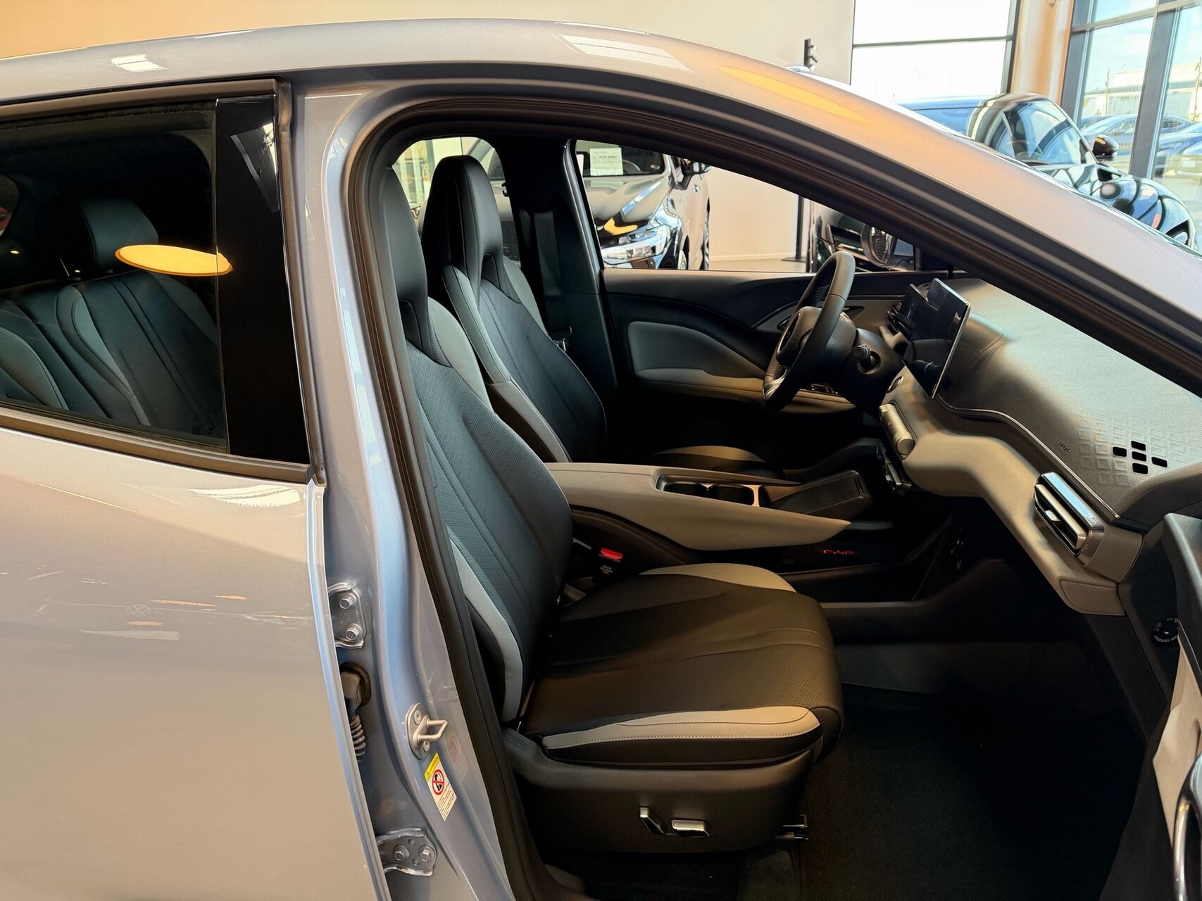 Blå BYD Dolphin Surf fra 2026
