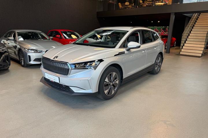 Sølv Skoda Enyaq fra 2023