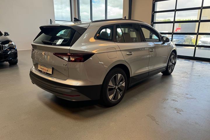 Sølv Skoda Enyaq fra 2023