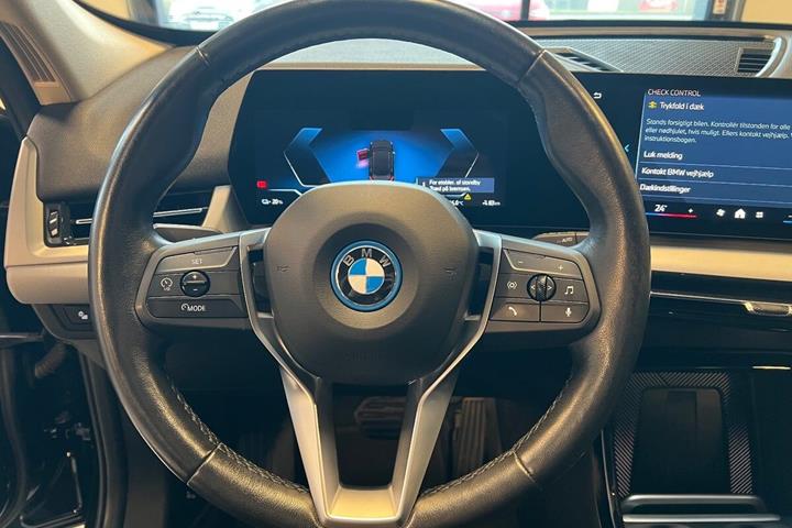 Sort BMW iX1 fra 2023
