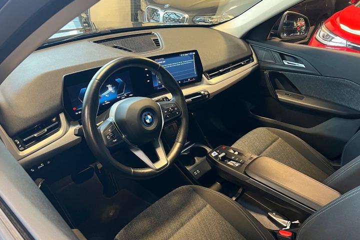 Sort BMW iX1 fra 2023
