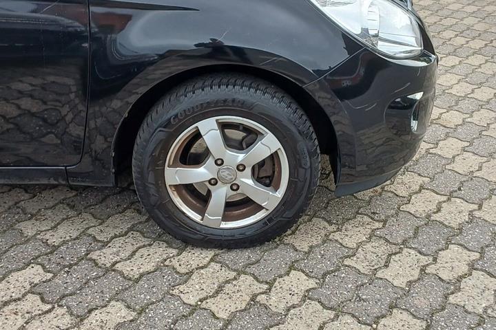 Sort Hyundai i20 fra 2012