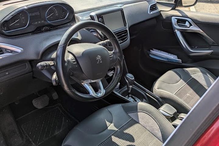 undefined Peugeot 2008 fra 2019