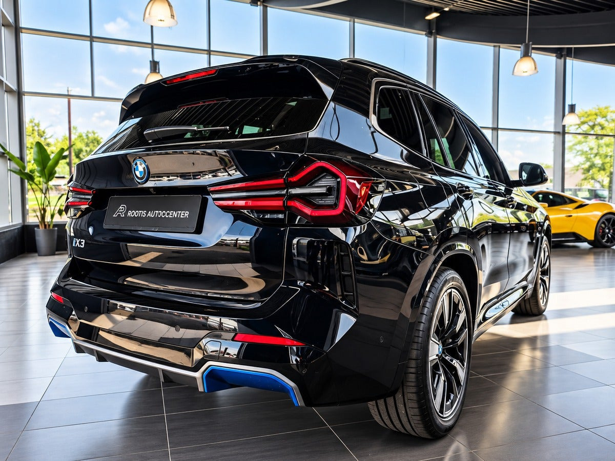 Sort BMW iX3 fra 2023