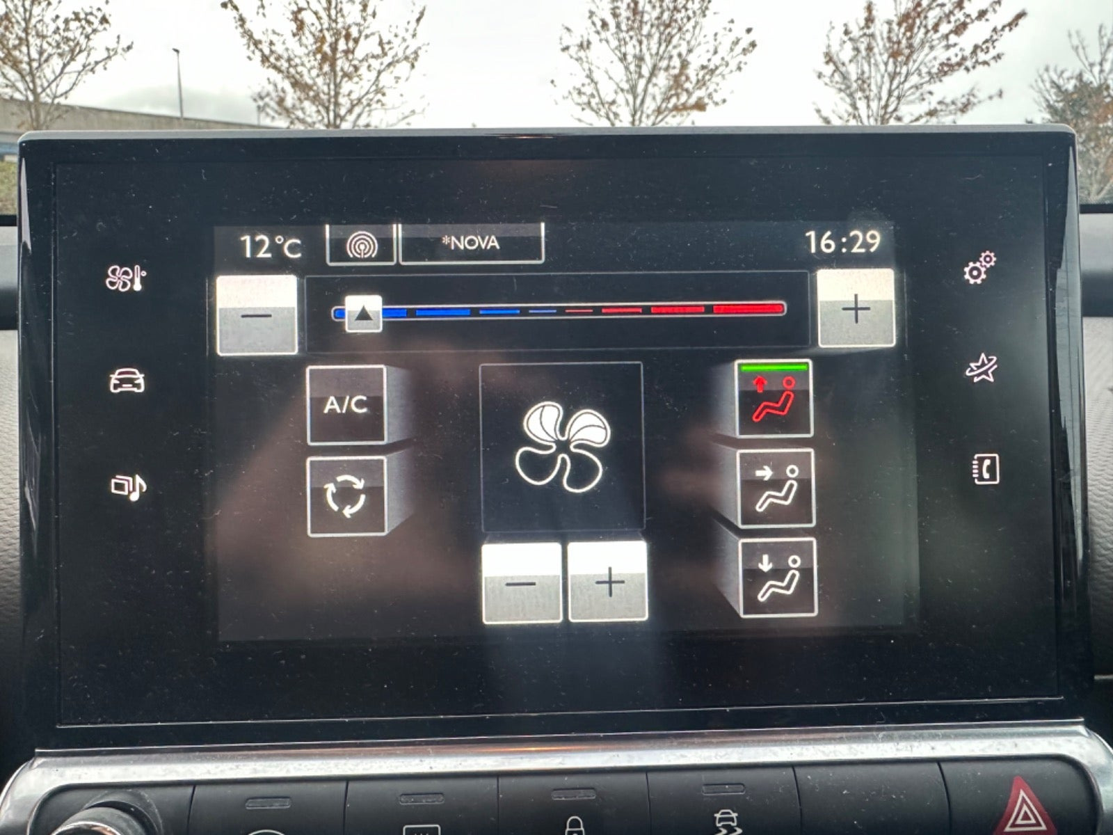 undefined Citroën C4 Cactus fra 2015