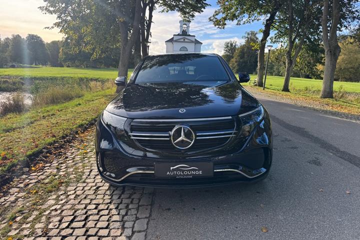Blå Mercedes EQC400 fra 2022