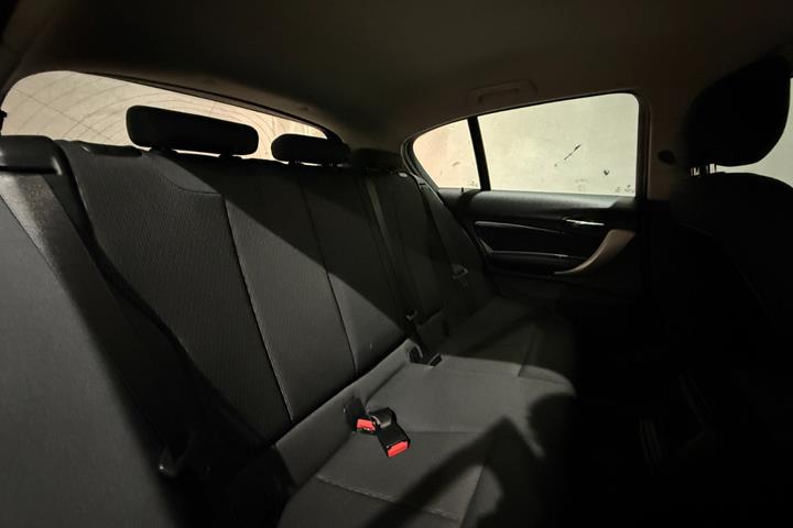 undefined BMW 118i fra 2018