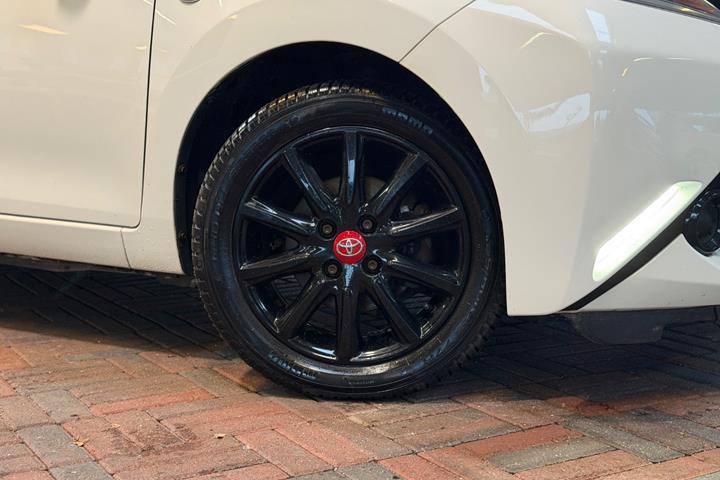 undefined Toyota Aygo fra 2015