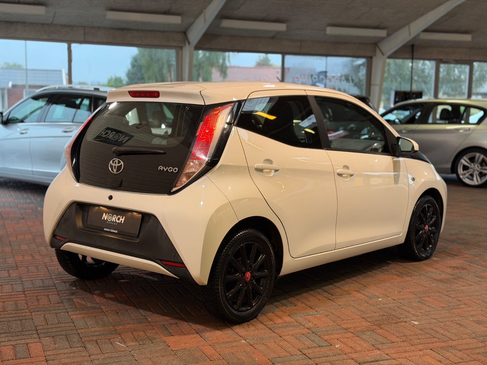 undefined Toyota Aygo fra 2015