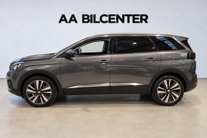 Grå Peugeot 5008 fra 2017