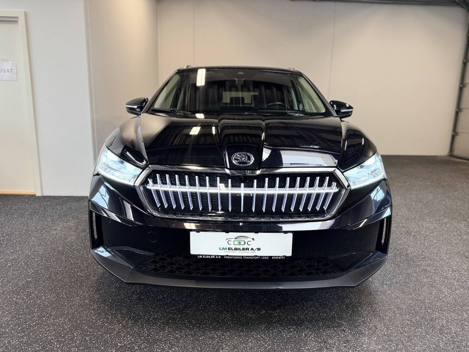 Sort Skoda Enyaq fra 2023
