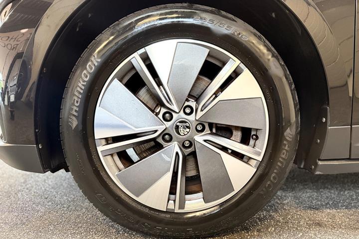 Sort Skoda Enyaq fra 2023