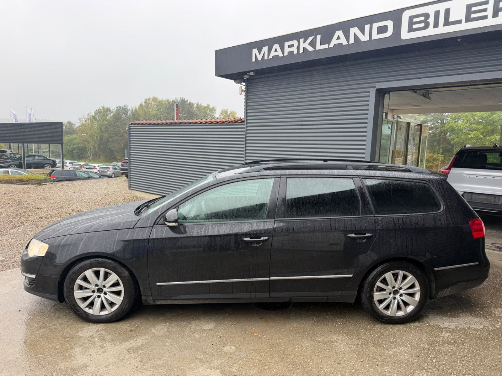 Sort VW Passat fra 2008
